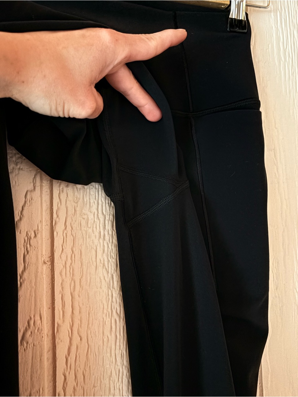 Athleta Transcend Stash Cropped Straight Leg Flare Slit Pants Black Size Small - Picture 5 of 6